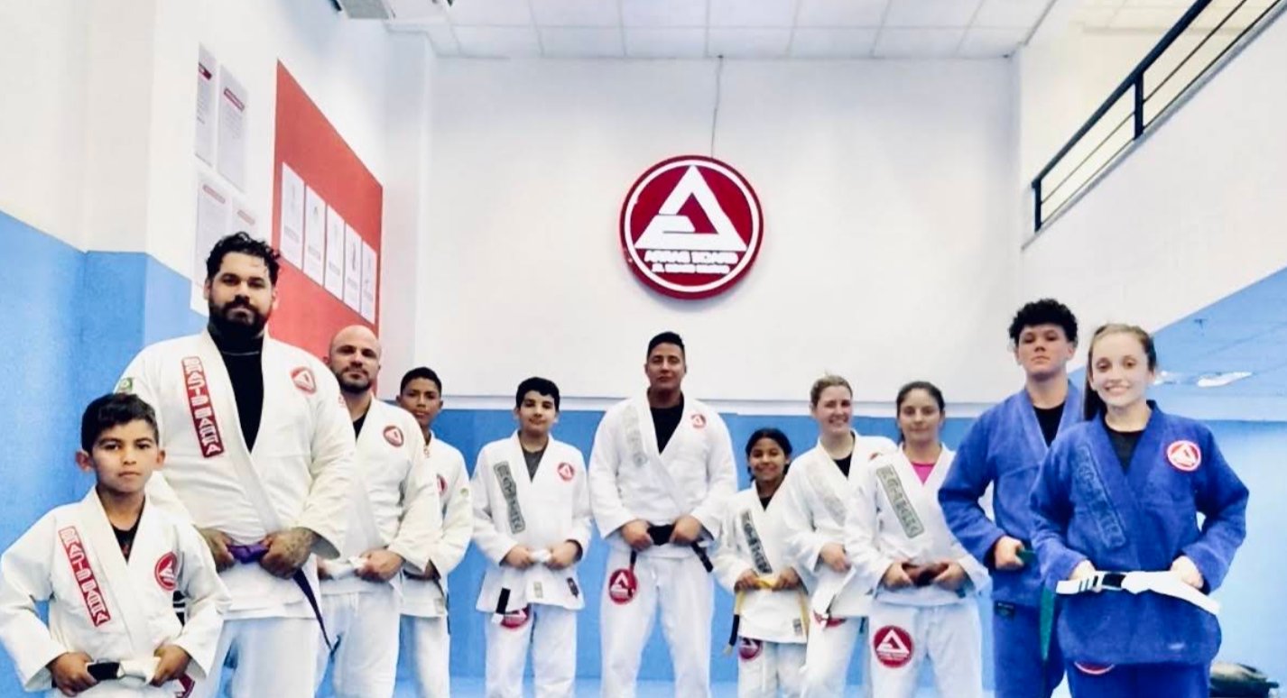 Gracie Barra Pedra Branca - UNISUL